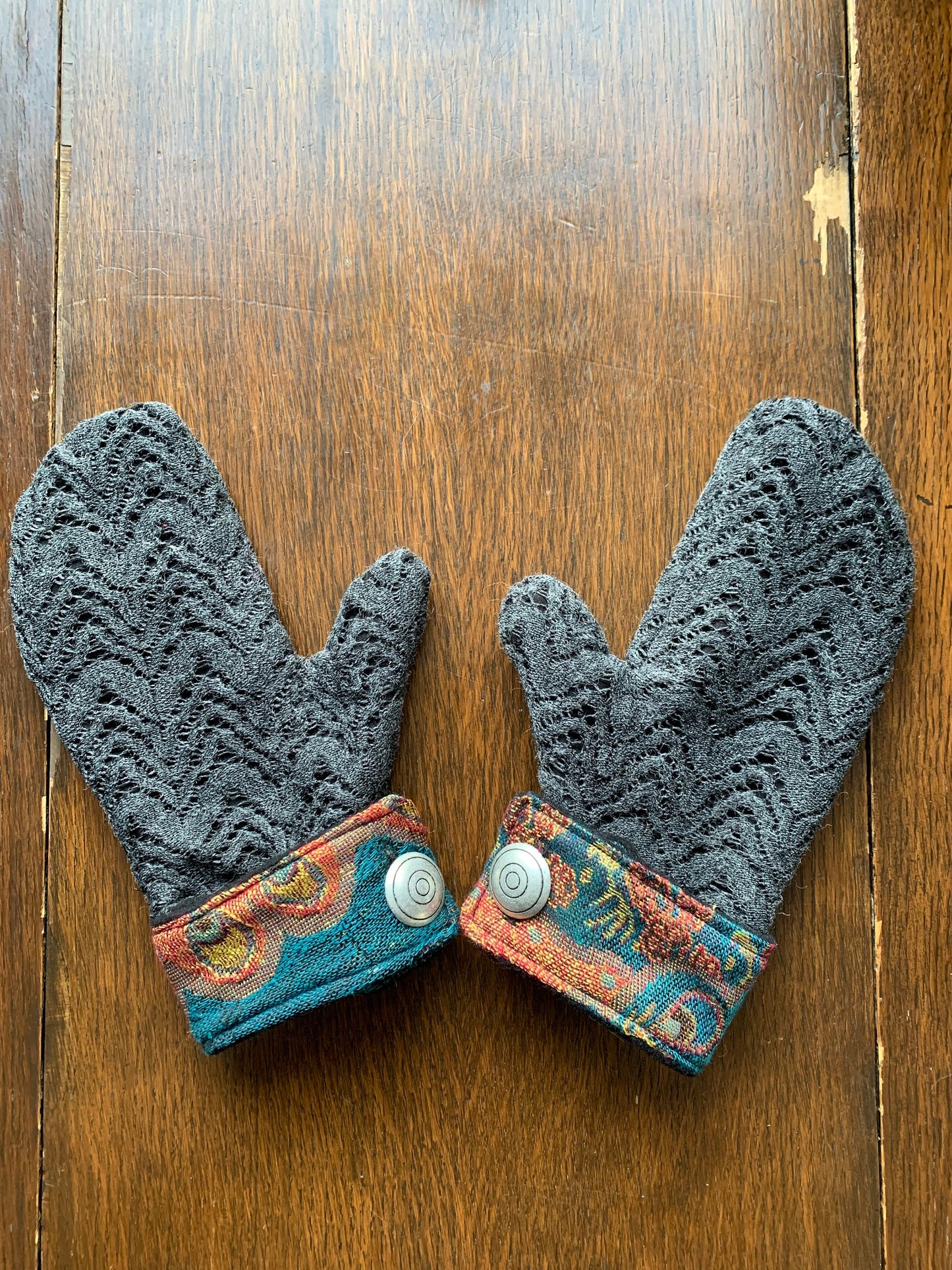 Button Closure Mittens