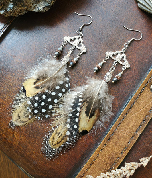 Aiwe Feather Earrings