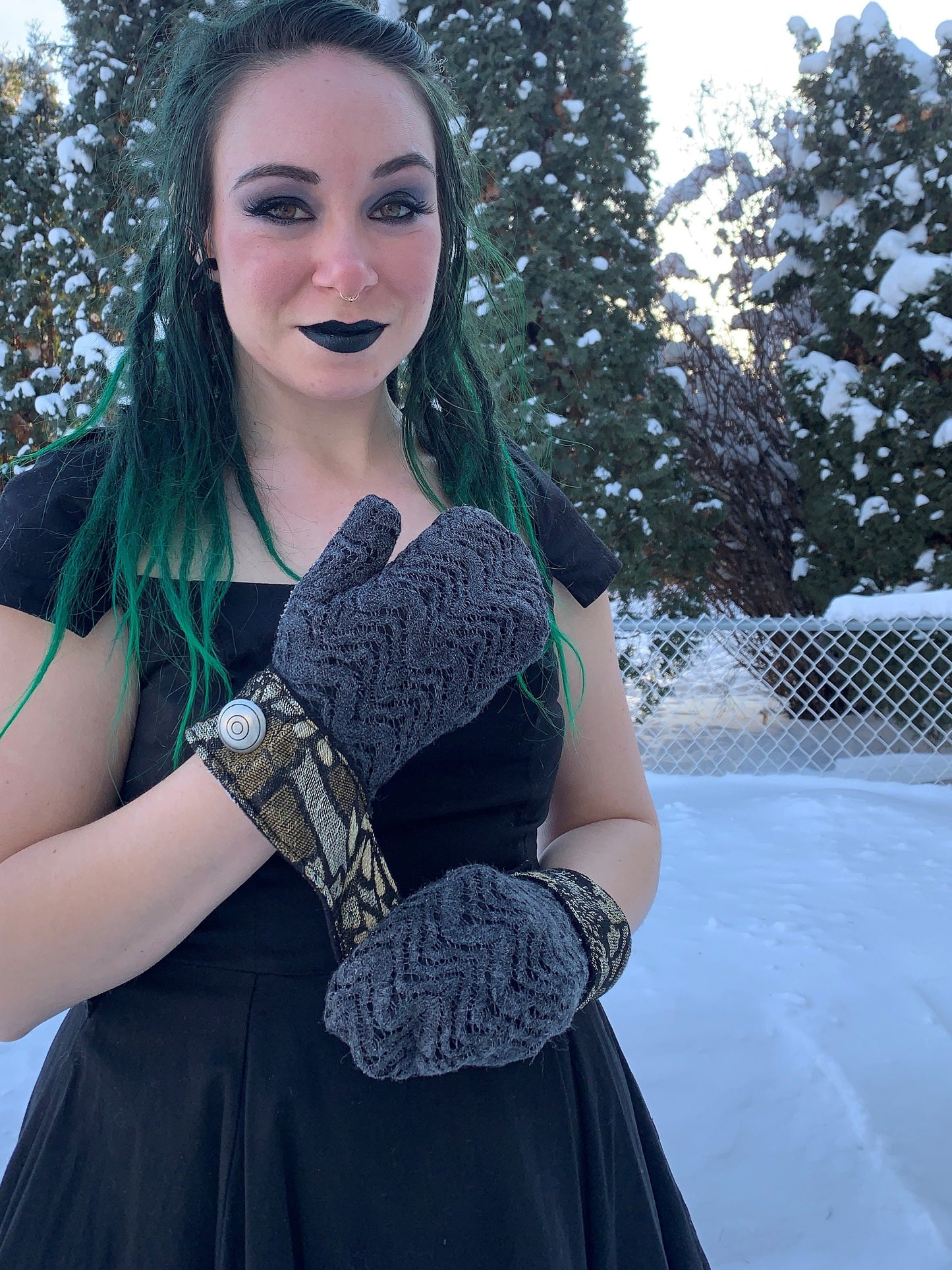 Button Closure Mittens